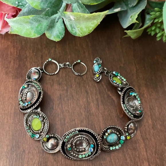 Artistic Sorrelli Vintage Handcrafted Bracelet - Picture 15 of 17